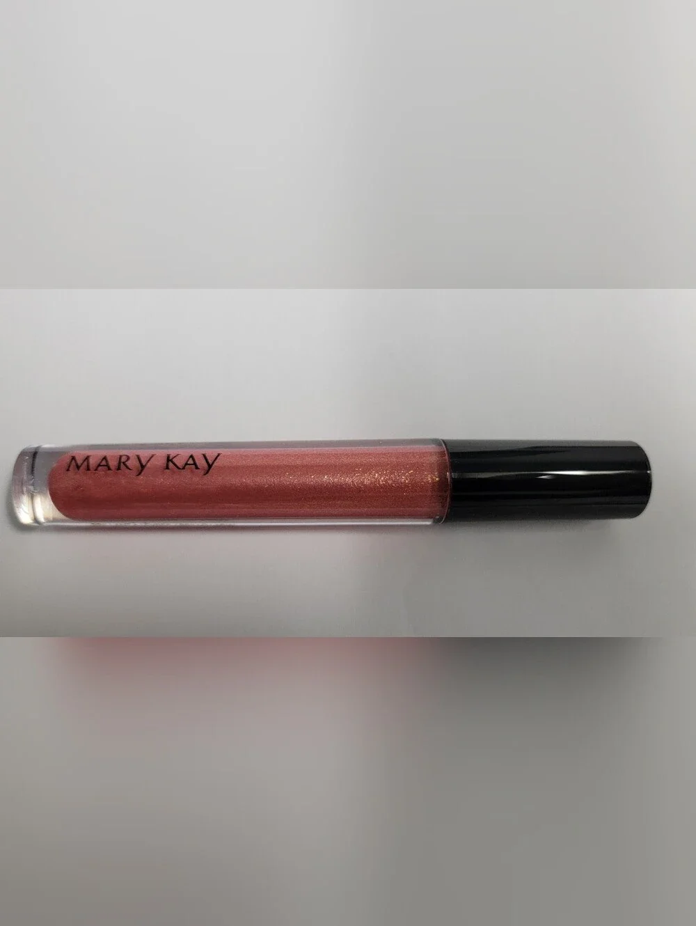 NIB-Mary Kay Unlimited Lip Gloss in Fancy Nancy